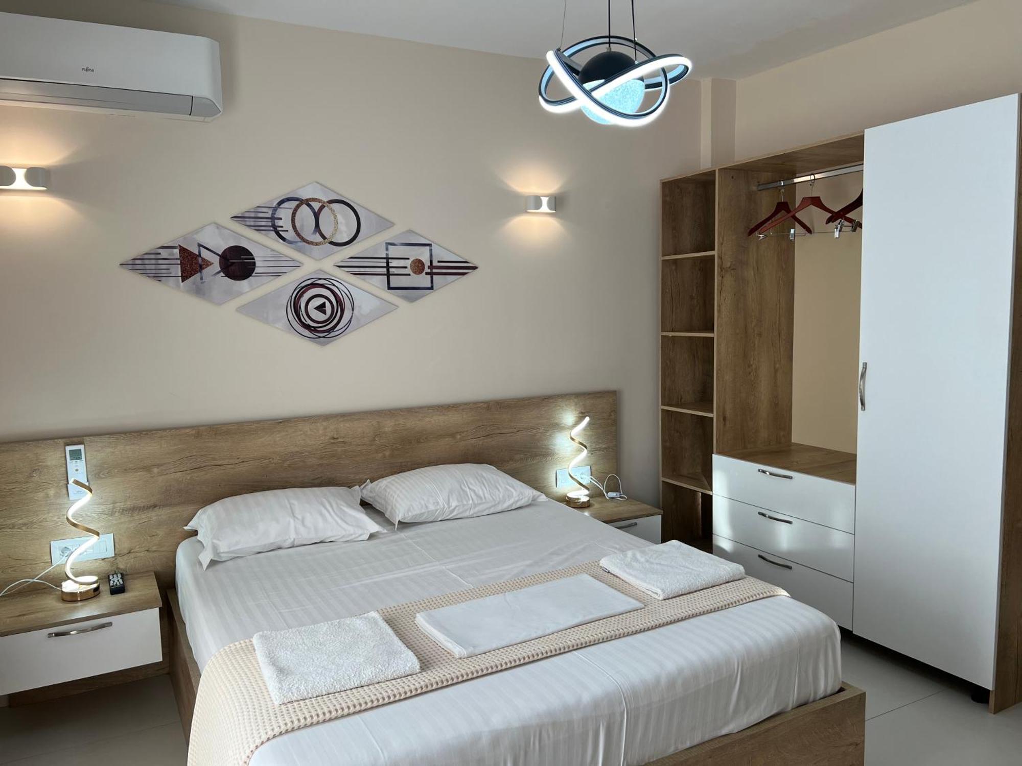 Saranda Luxury Apartments Exterior photo